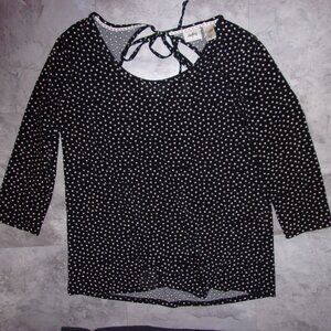 daytrip size medium womens shirt blouse long sleeved black dot career